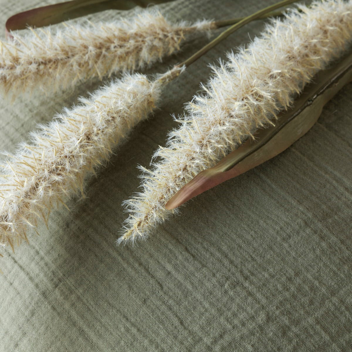 Mousseline olijf groen 5 Mousseline olijf groen - Afbeelding 3